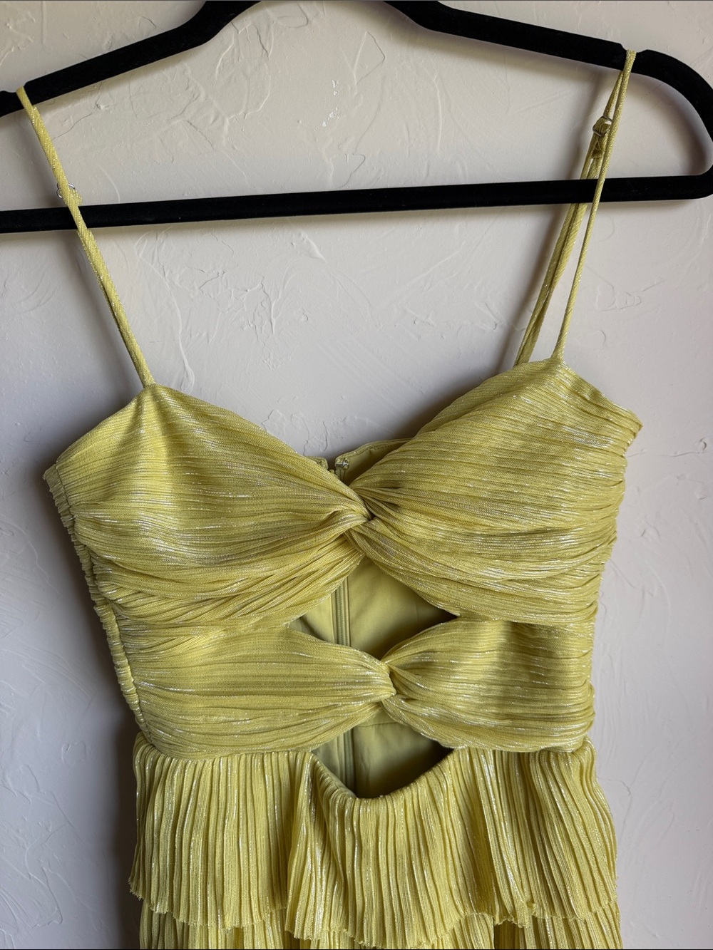 Gianni Bini Twist-Front Tiered Maxi Dress - Picture 3 of 7
